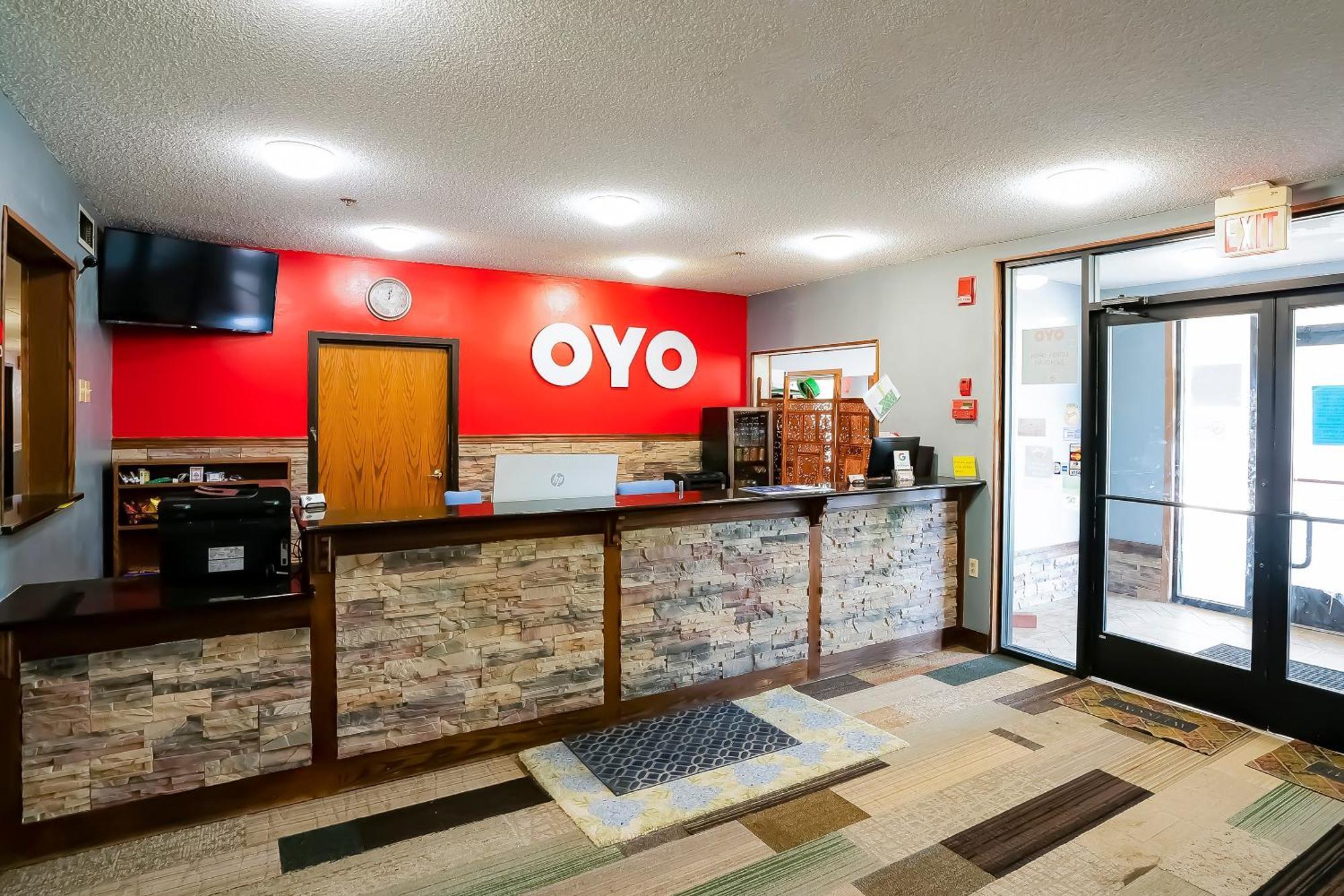Oyo Hotel Redwood Falls Near Jackpot Casino Exterior photo